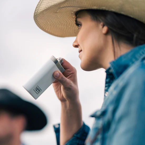 Rambler Flask. - ENJOY THE OUTDOORS